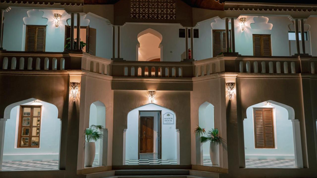 ホテル The Manor House By Sansi ザンジバルシティ エクステリア 写真